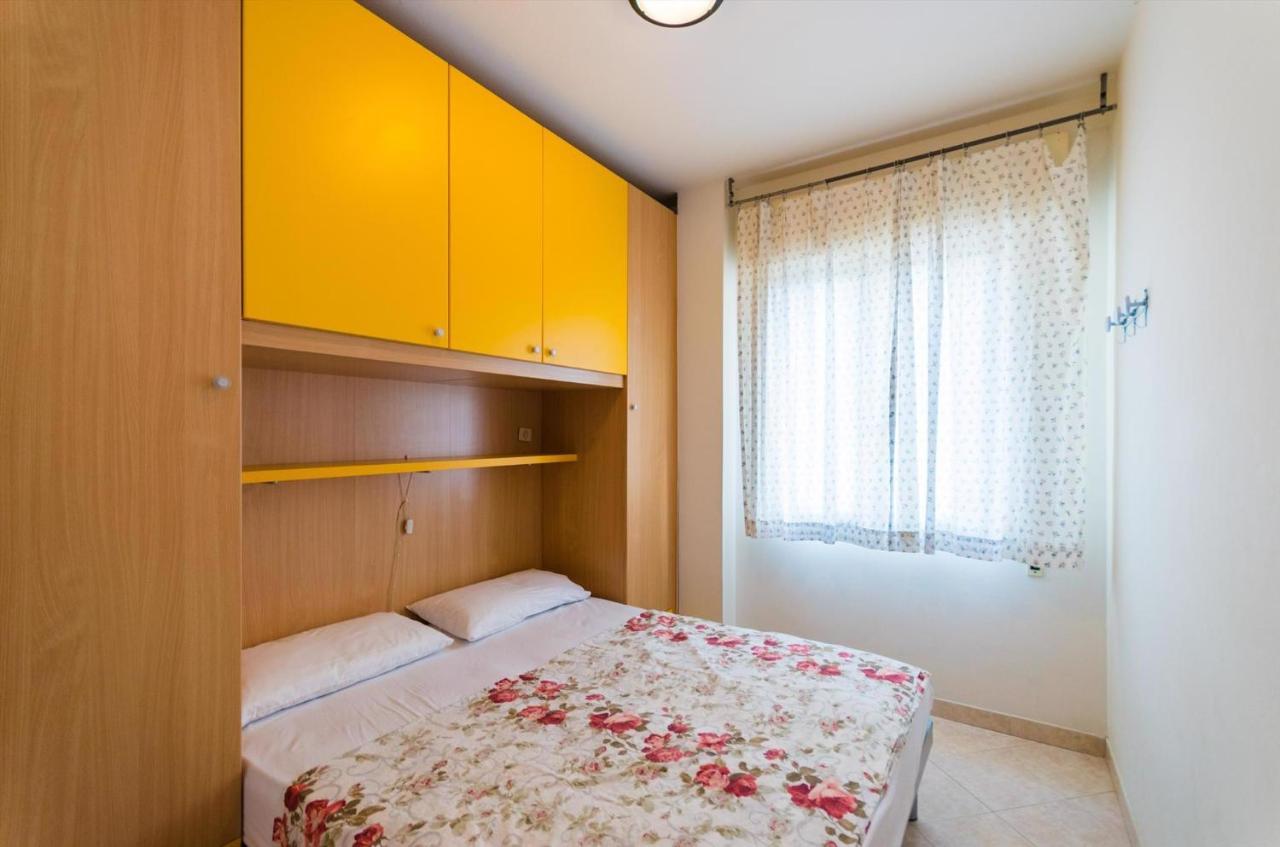 Apartment In Bibione 24558 エクステリア 写真